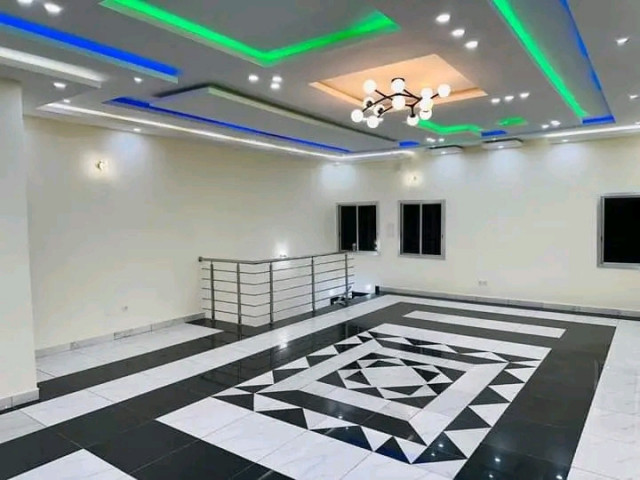 Bâtiment à Lambanyi, Maisons, Conakry