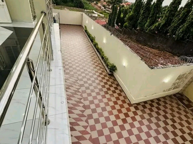 Bâtiment à Lambanyi, Maisons, Conakry