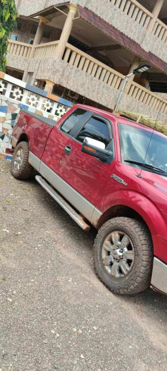 Ford F-150, Voitures, Conakry