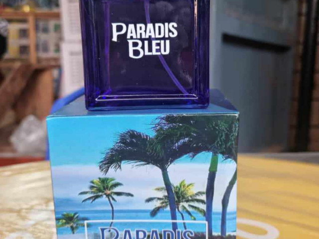 Différents Parfums, Parfumerie - Cosmétique, Conakry