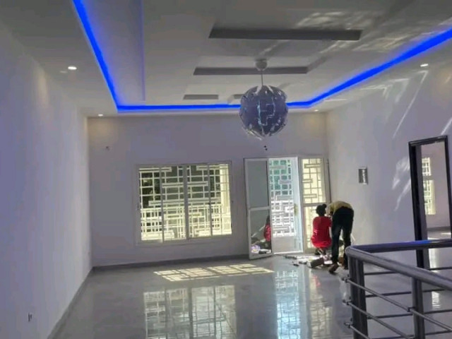 Bâtiment à Lambanyi, Maisons, Conakry