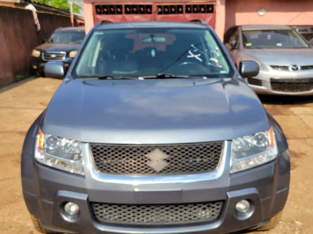 Suziki Grand Vitara, Voitures, Conakry