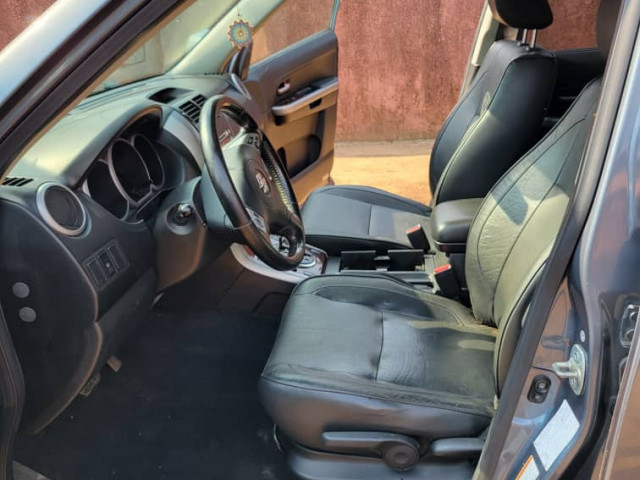 Suziki Grand Vitara, Voitures, Conakry