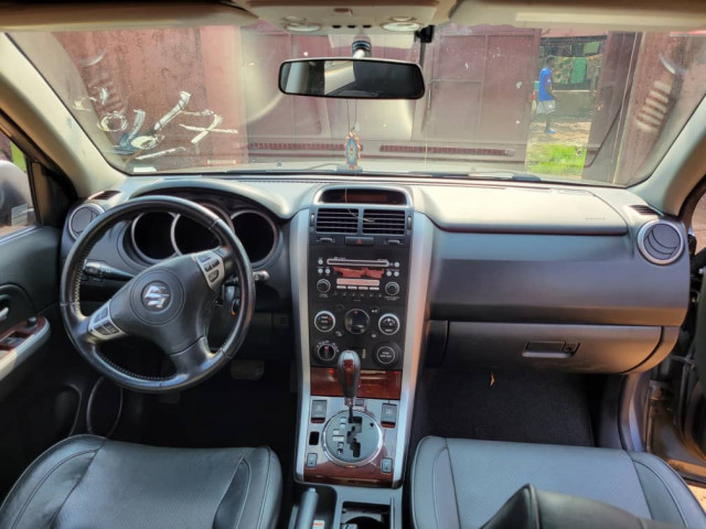 Suziki Grand Vitara, Voitures, Conakry