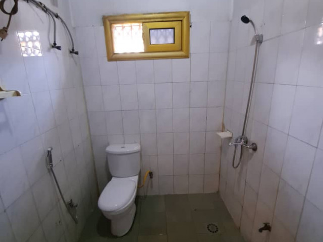 Bรขtiment ร Nongo, Maisons, Conakry