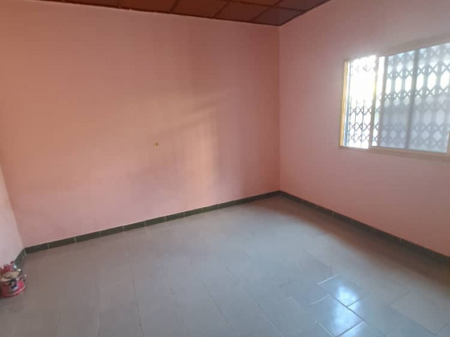 Bรขtiment ร Nongo, Maisons, Conakry