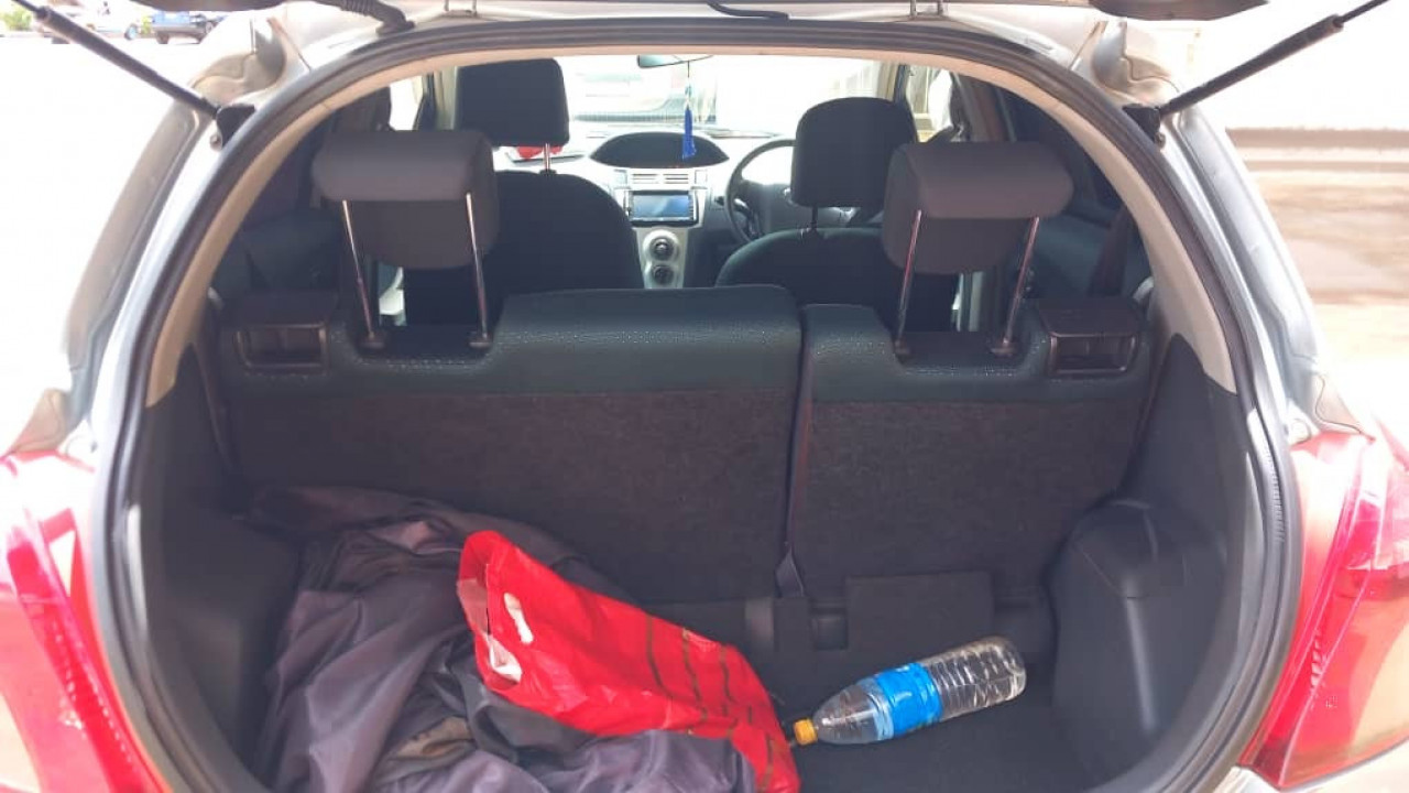 Toyota Vitz, Voitures, Conakry