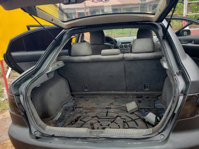 Mazda 6, Voitures, Conakry