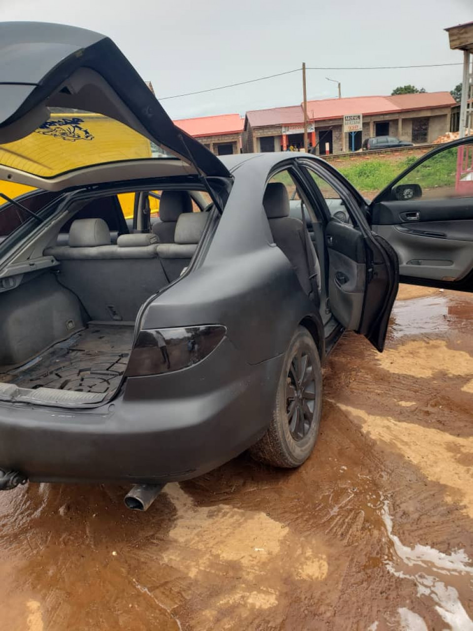 Mazda 6, Voitures, Conakry