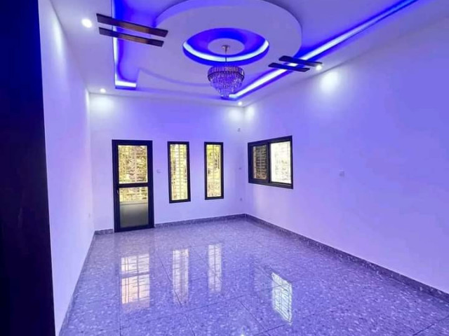 Bรขtiment ร Lambanyi, Maisons, Conakry