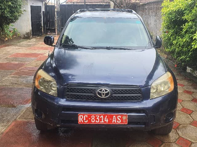 Toyota RAV4, Voitures, Conakry