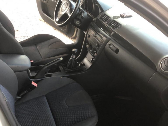 Mazda 3, Voitures, Conakry