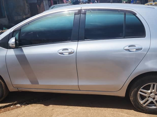 Toyota Yaris, Voitures, Conakry