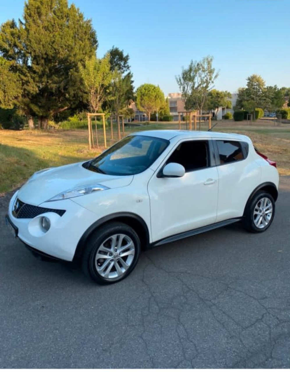 Nissan Juke, Voitures, Conakry