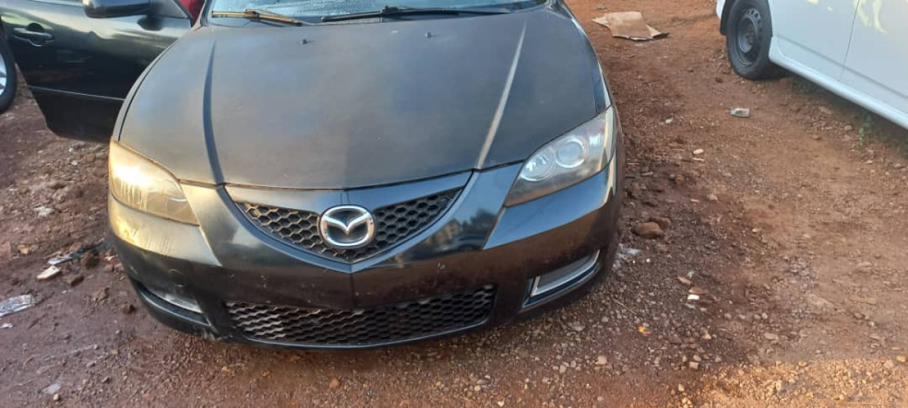 Mazda 3, Voitures, Conakry