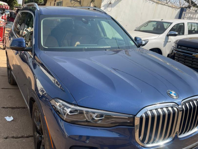 BMW X7, Voitures, Conakry