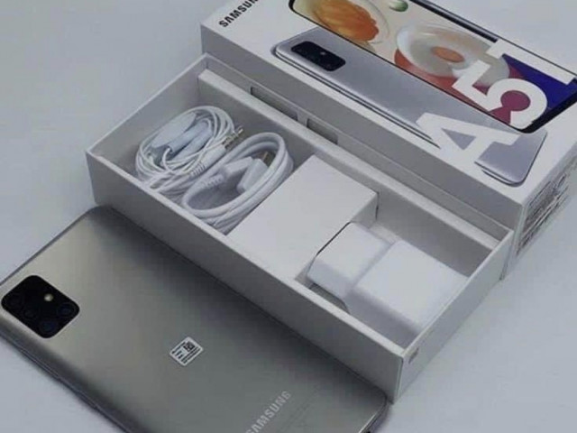 Samsung Galaxy A51 5G, Téléphones Mobiles, Conakry