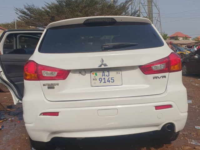 Mitsubishi RVR, Voitures, Conakry