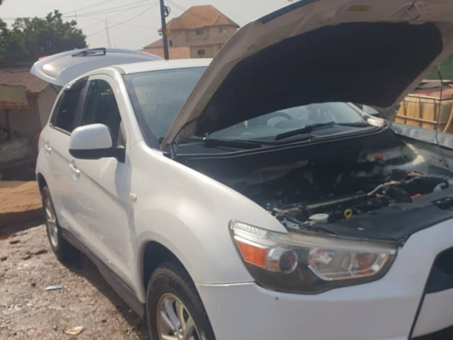 Mitsubishi RVR, Voitures, Conakry