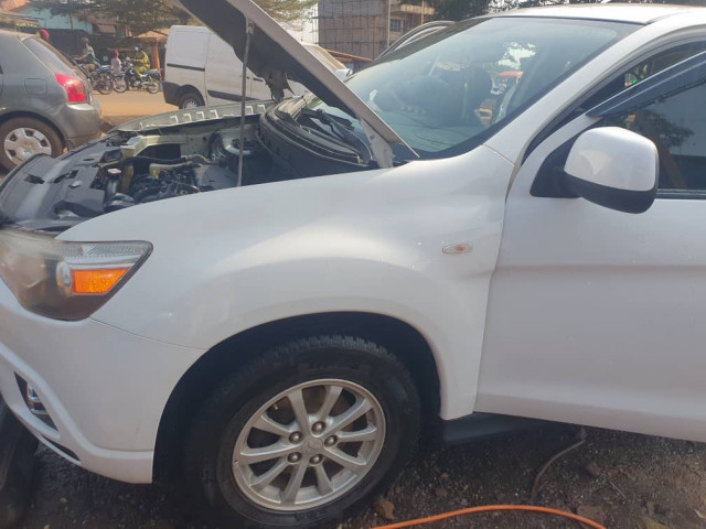 Mitsubishi RVR, Voitures, Conakry