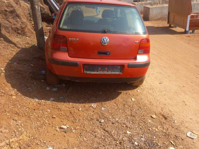 Volskwagen Golf, Voitures, Conakry