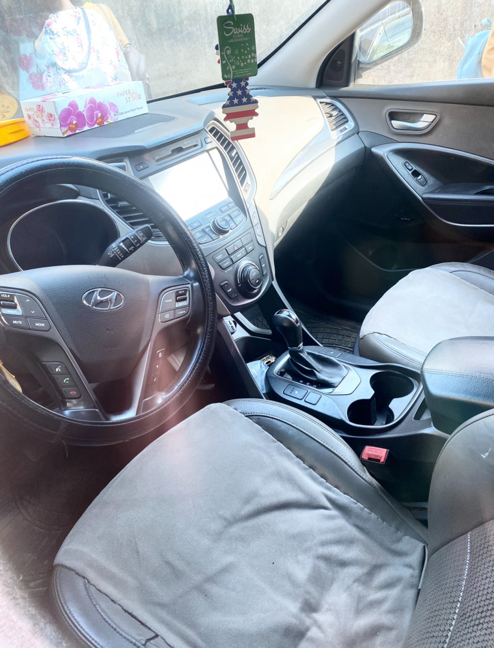 Hyundai Santa-Fe, Voitures, Conakry