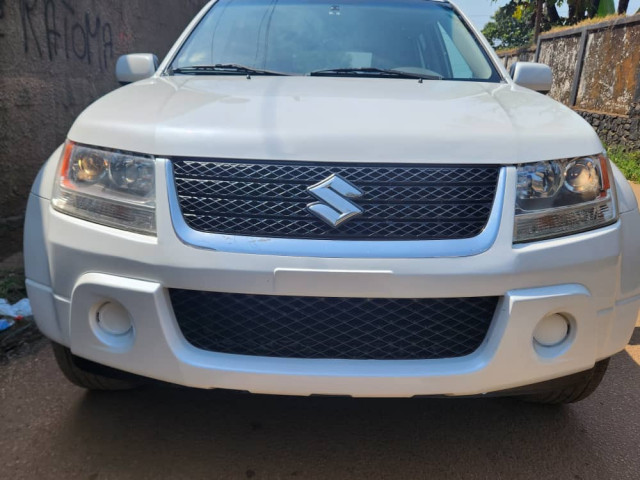 Suziki Grand Vitara, Voitures, Conakry