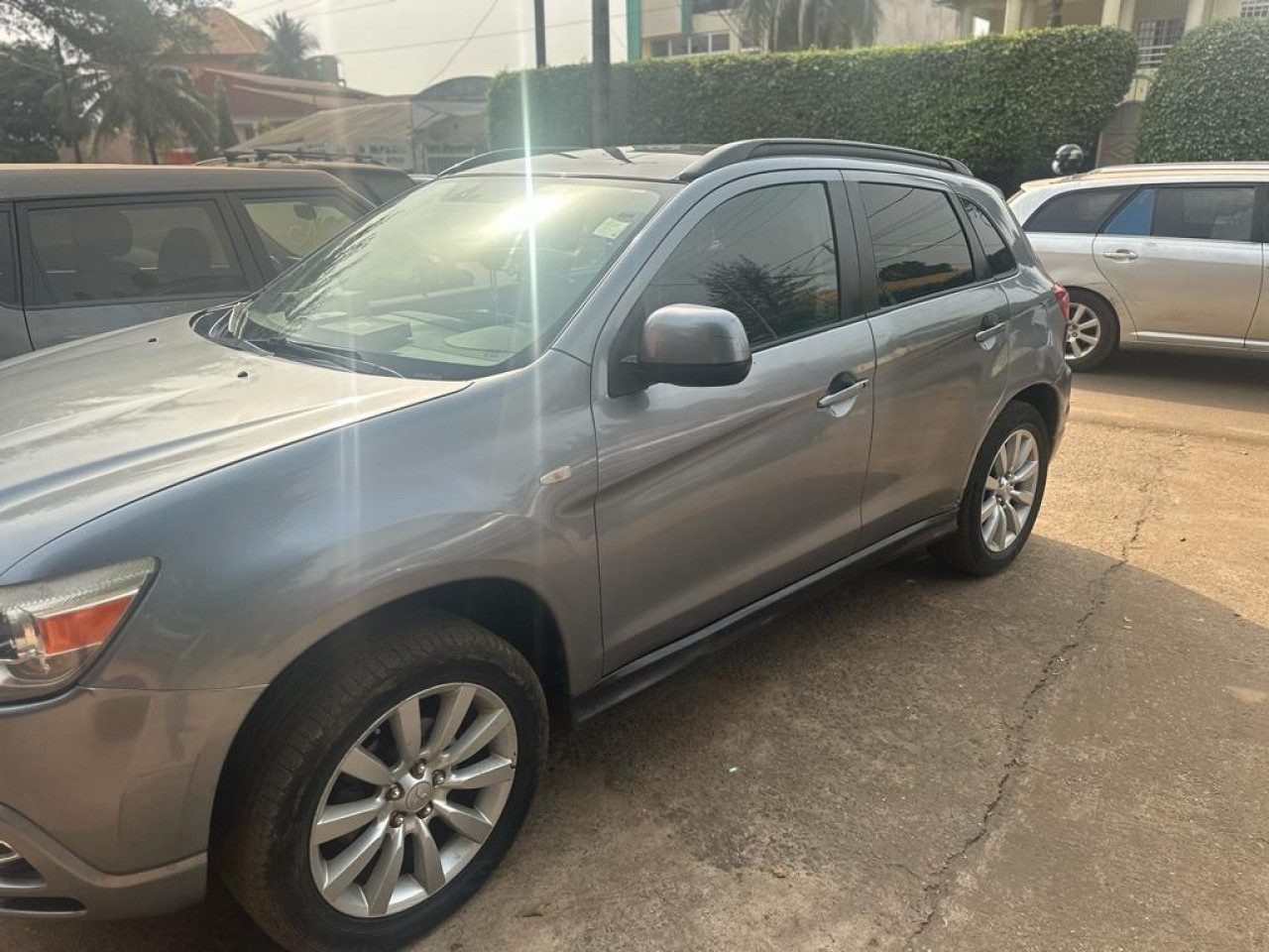 Mitsubishi RVR, Voitures, Conakry