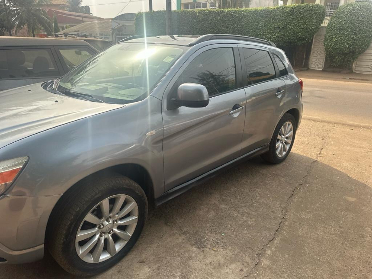 Mitsubishi RVR, Voitures, Conakry