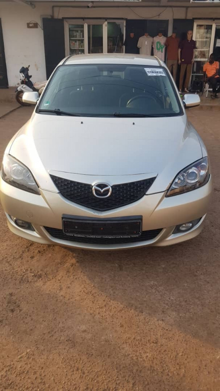 Mazda 3, Voitures, Conakry