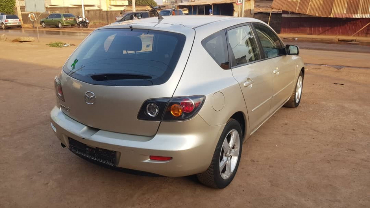 Mazda 3, Voitures, Conakry