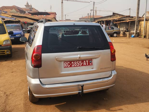 Mitsubishi Spacestar, Voitures, Conakry