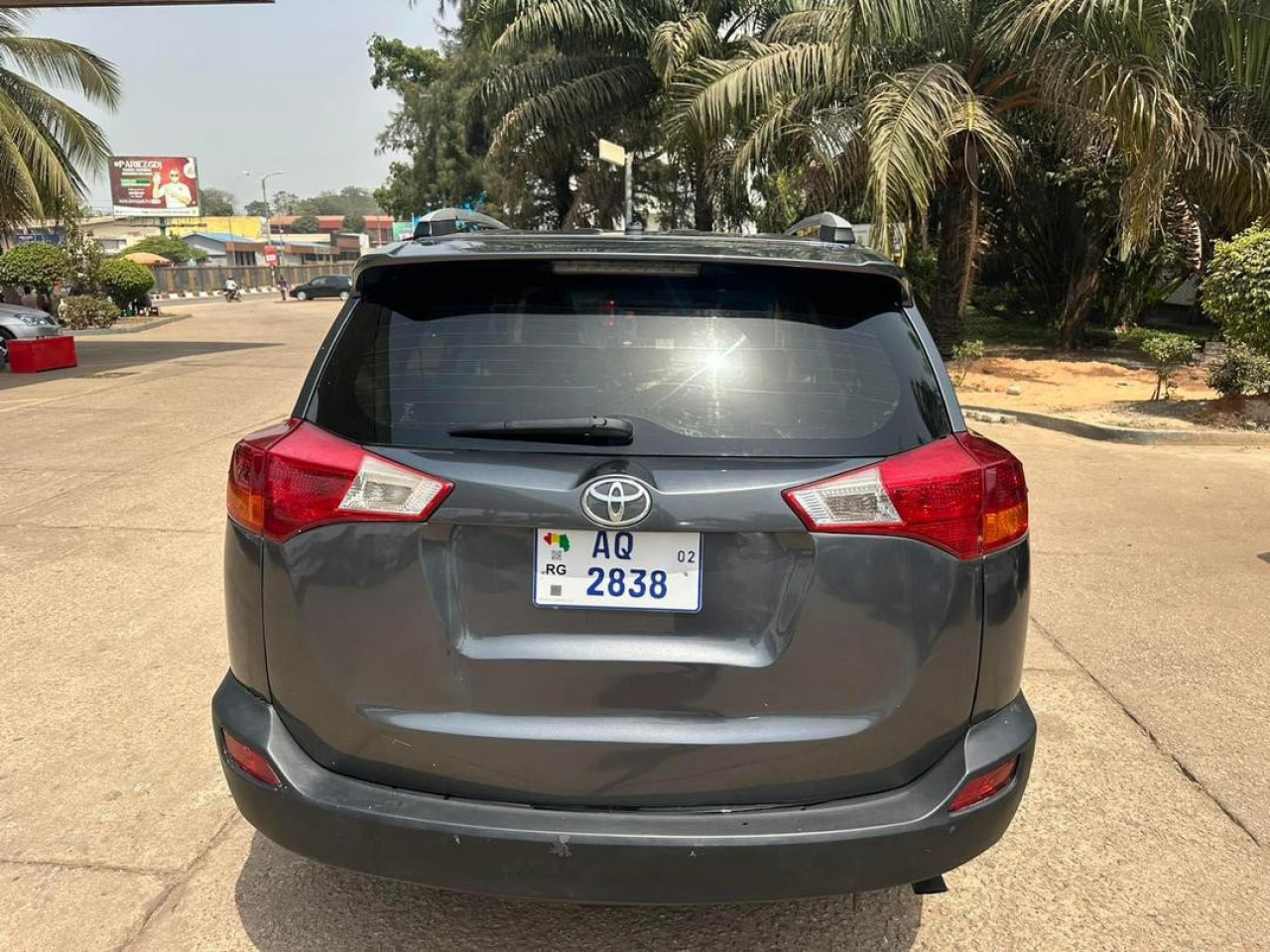 Toyota RAV4, Voitures, Conakry