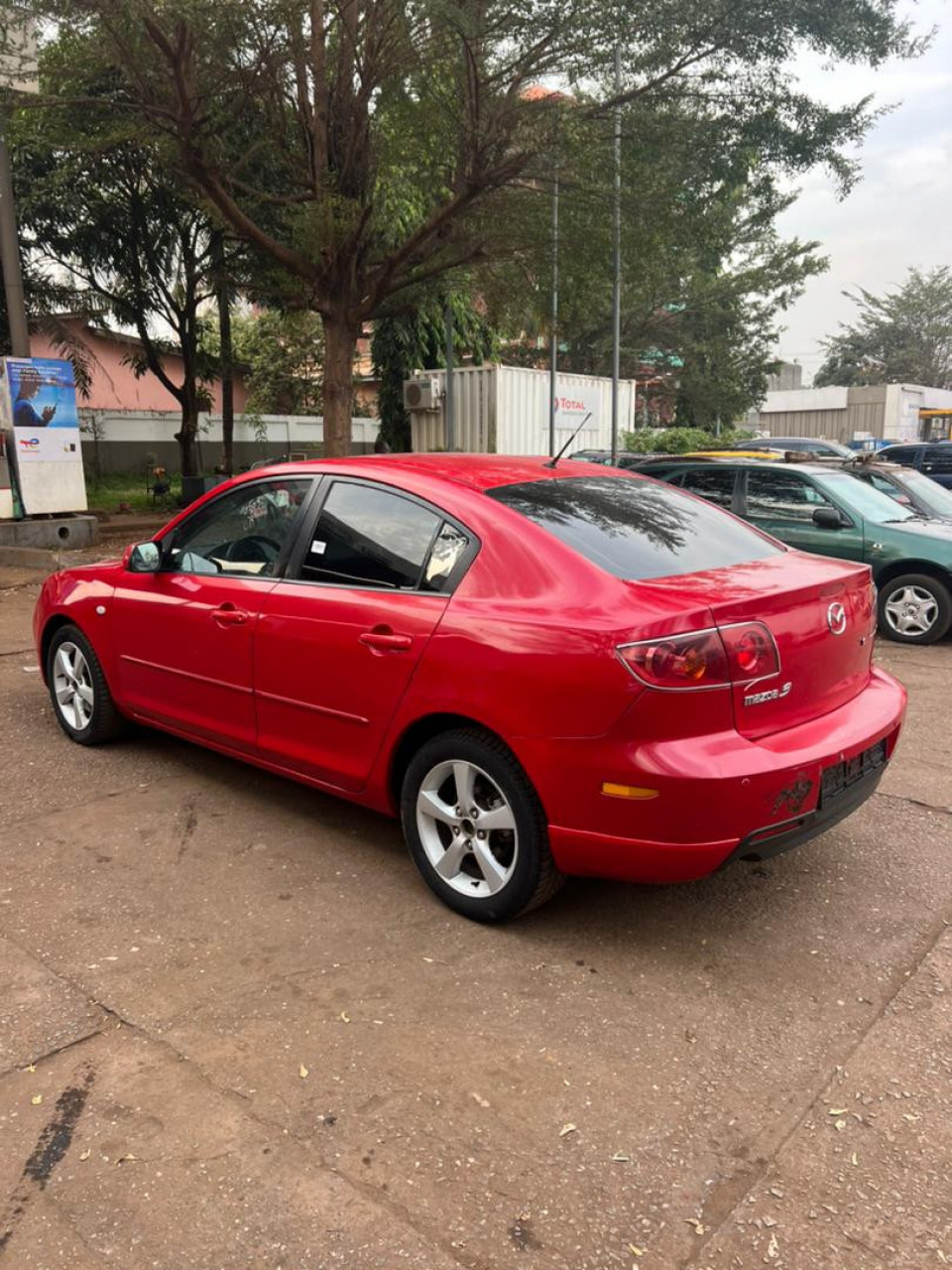 Mazda3, Voitures, Conakry