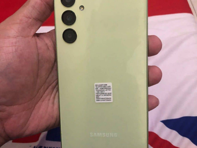 Samsung A14, Commerces à Vendre, Conakry