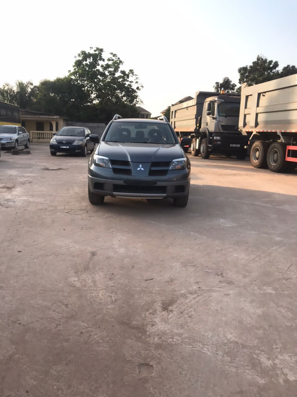 Mitsubishi outlander, Voitures, Conakry