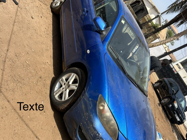 Mazda 3 Berline, Voitures, Conakry