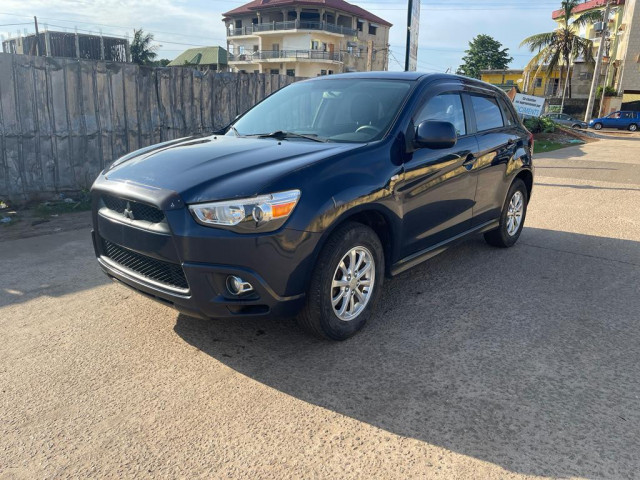 Mitsubishi rvr, Voitures, Conakry