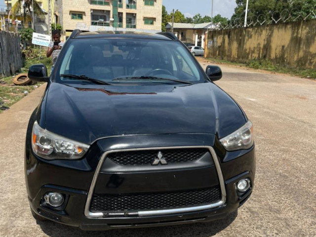 Mitsubishi rvr, Voitures, Conakry