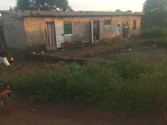 TERRAIN, Terrains, Conakry