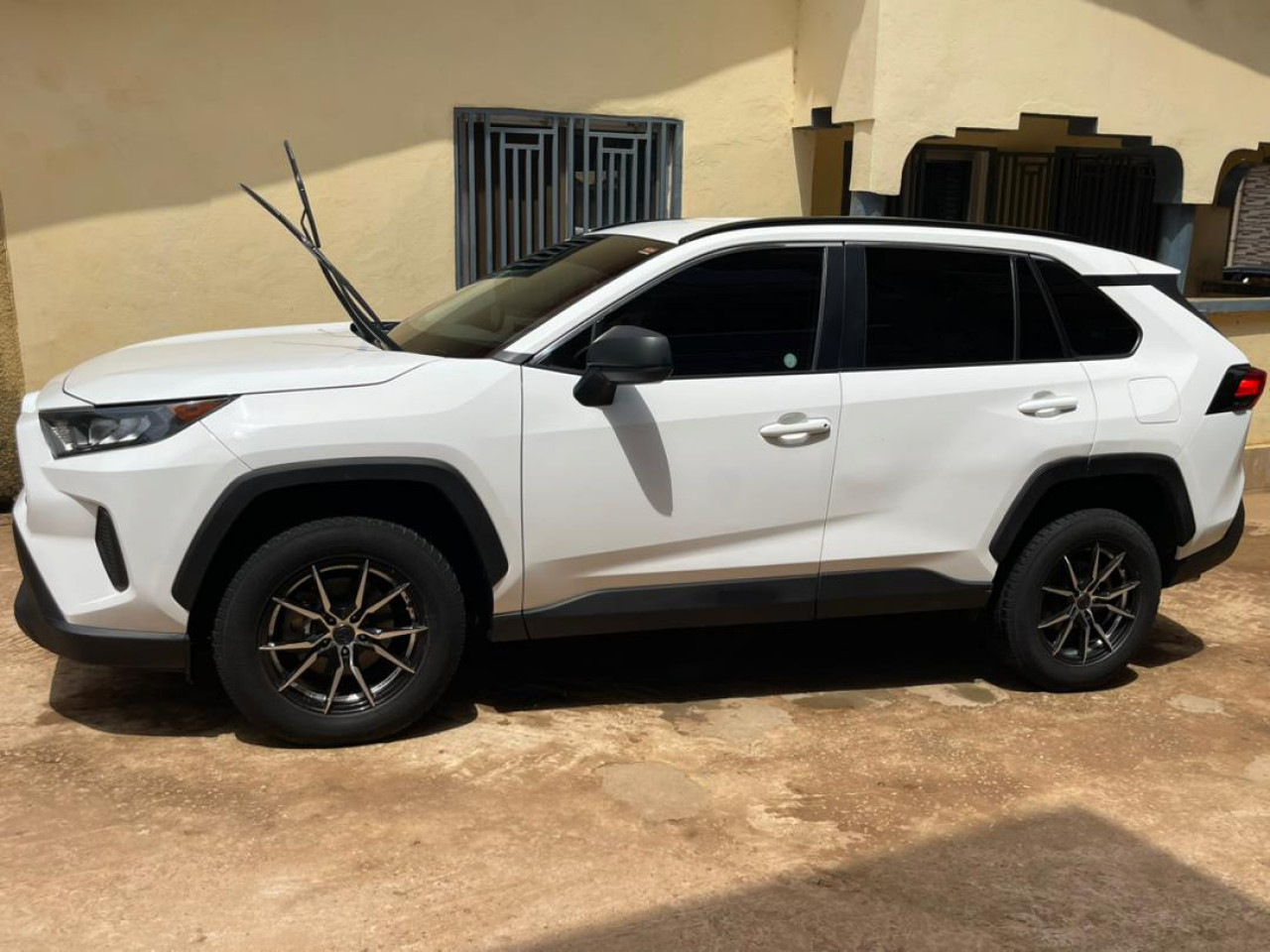 Toyota rav4, Voitures, Conakry