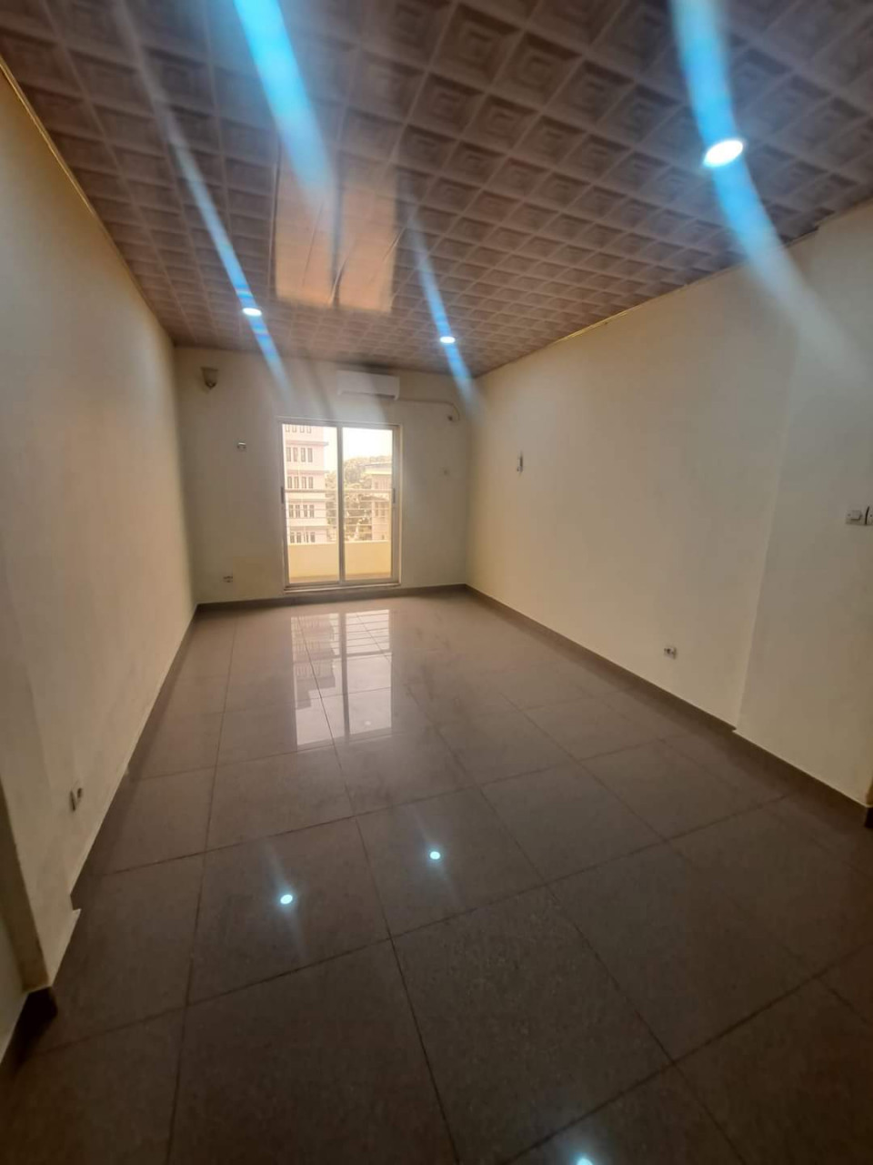 Appartement à louer à kaloum, Autres Immobiliers, Conakry