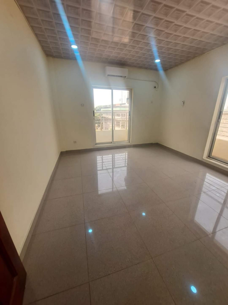 Appartement à louer à kaloum, Autres Immobiliers, Conakry