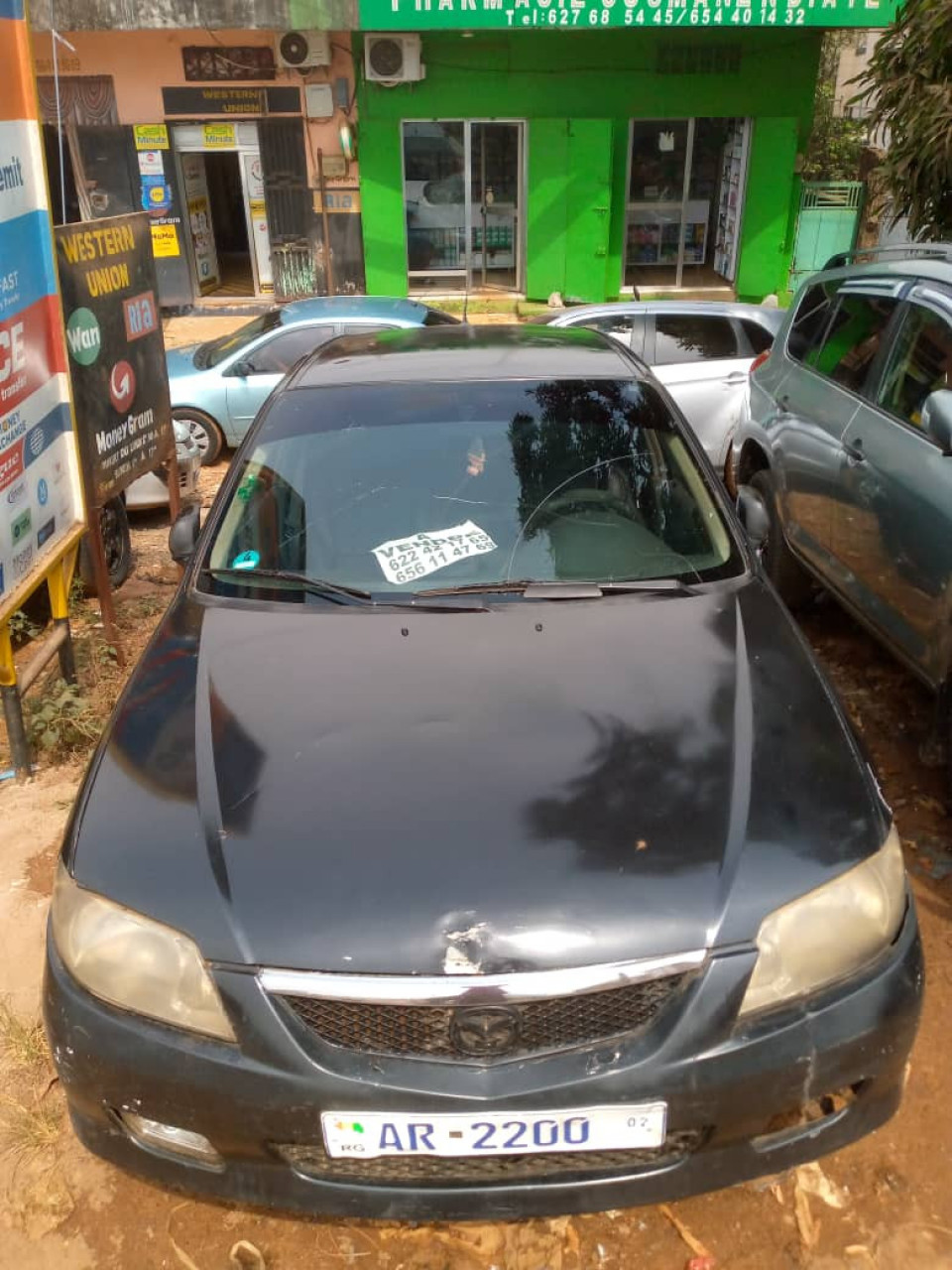 Mazda 323, Voitures, Conakry