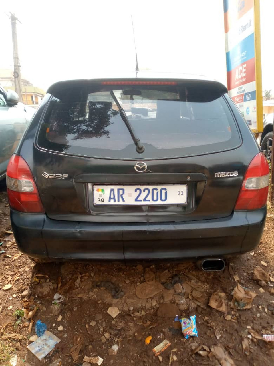 Mazda 323, Voitures, Conakry