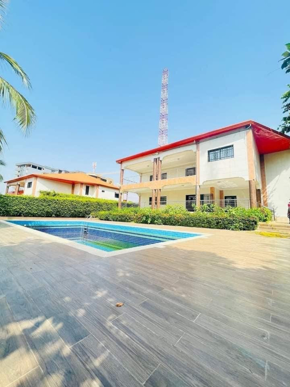 Location d’un duplex avec piscine à la minière, Maisons, Conakry