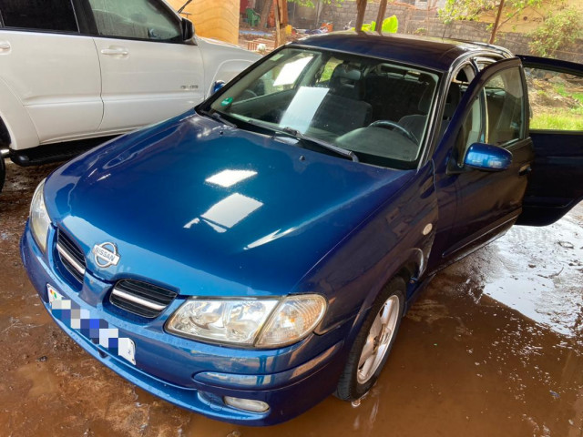NISSAN ALMERA ÉTAT ESSENCE ⛽️ MANUELLE CLIMATISÉE 🥶, Voitures, Conakry