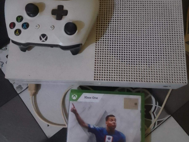 Xbox one s, Jeux Vidéo - Consoles, Conakry