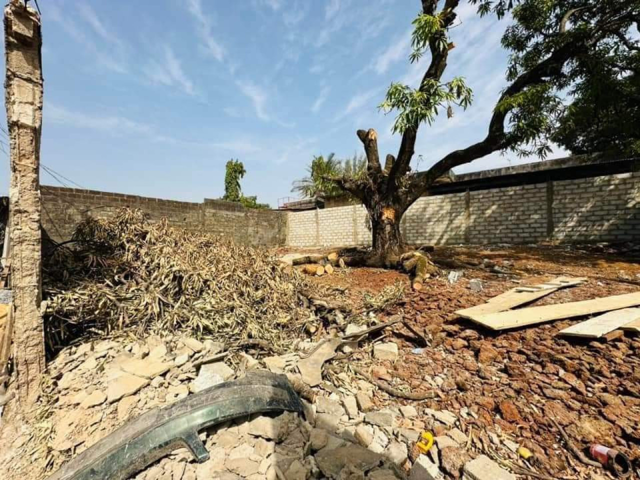 Terrain a vendre a kipé, Terrains, Conakry