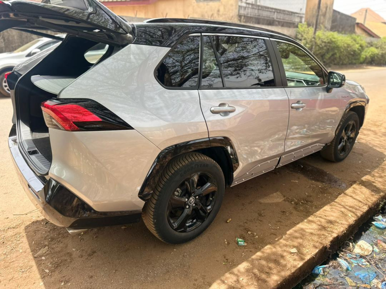 Toyota rav4, Voitures, Conakry